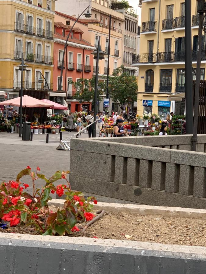 Tirso De Molina Lejlighed Madrid Eksteriør billede